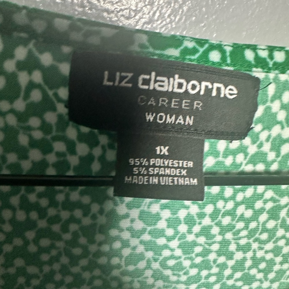 Liz Claiborne Emerald Green Blouse Top Short Sleeve Plus 1X New - Picture 3 of 6